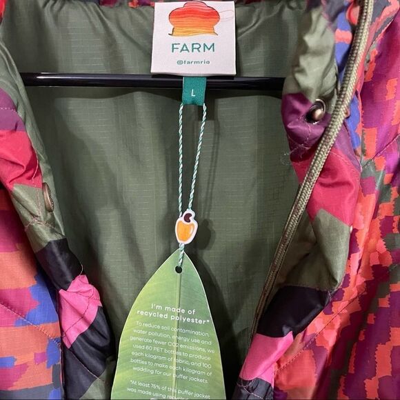 Revolve Farm Rio Anthropologie Pineapple Tapestry Puffer Poncho - Picture 13 of 15